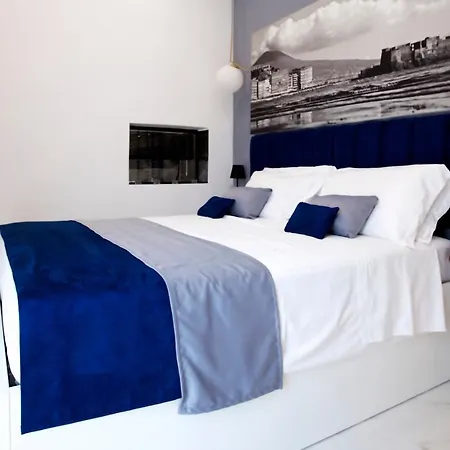 Scugnizzo Apartment Luxury Home Nápoles Exterior foto